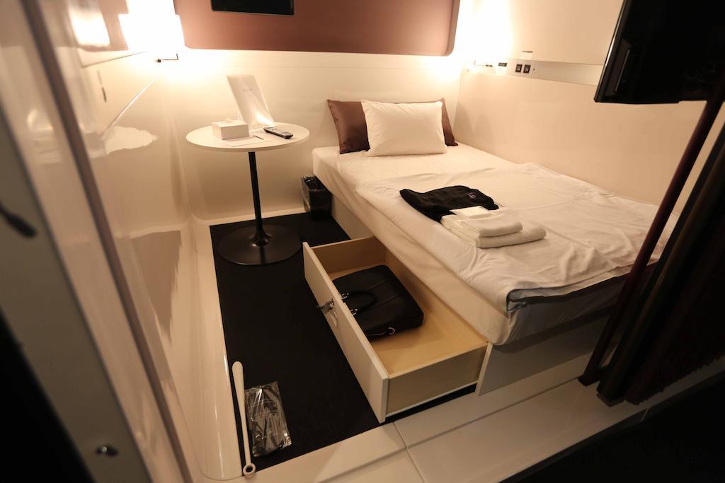 First Cabin Hakata Fukuoka  Oda fotoğraf