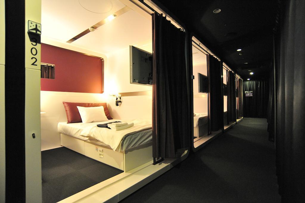 First Cabin Hakata Fukuoka  Dış mekan fotoğraf